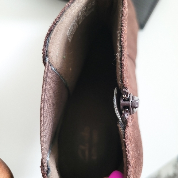 Clarks brown wedged booties - Picture 11 of 14